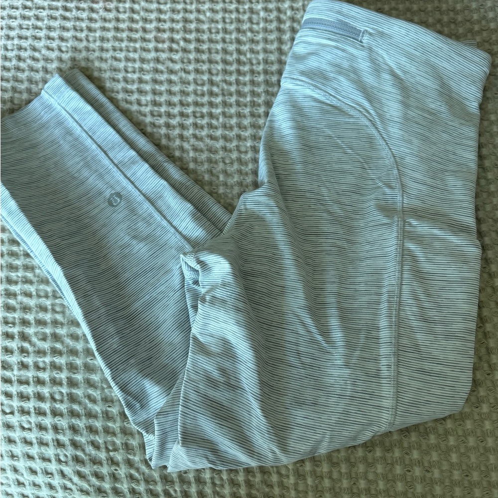 lululemon leggings cropped